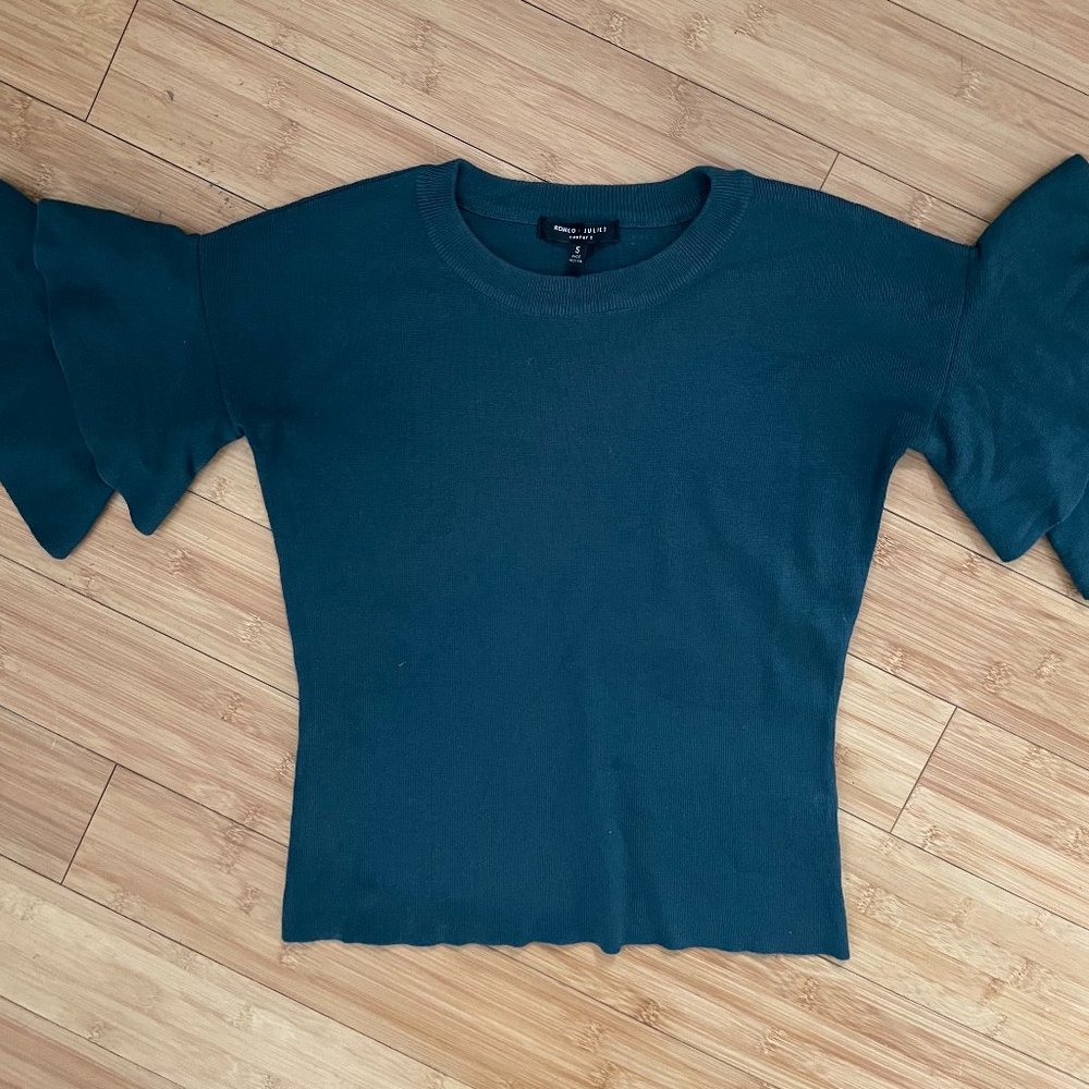 COPY - Romeo Juliet couture S Women Sweater
